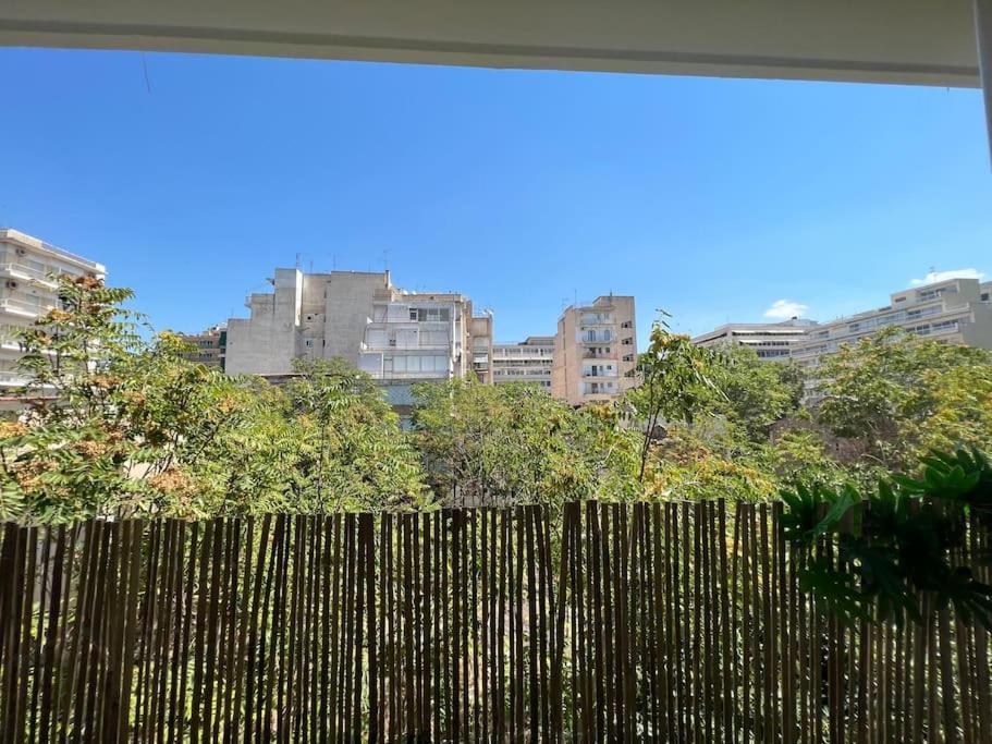 Chic Apt Near Acropolis - Avdi Square เอเธนส์ ภายนอก รูปภาพ